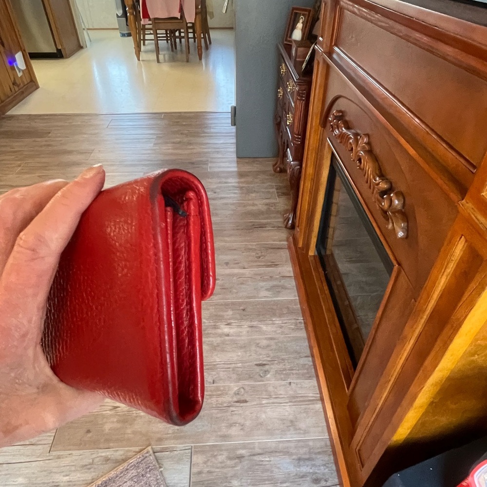 Gucci Red Leather Double G Wallet GUC - Picture 4 of 10